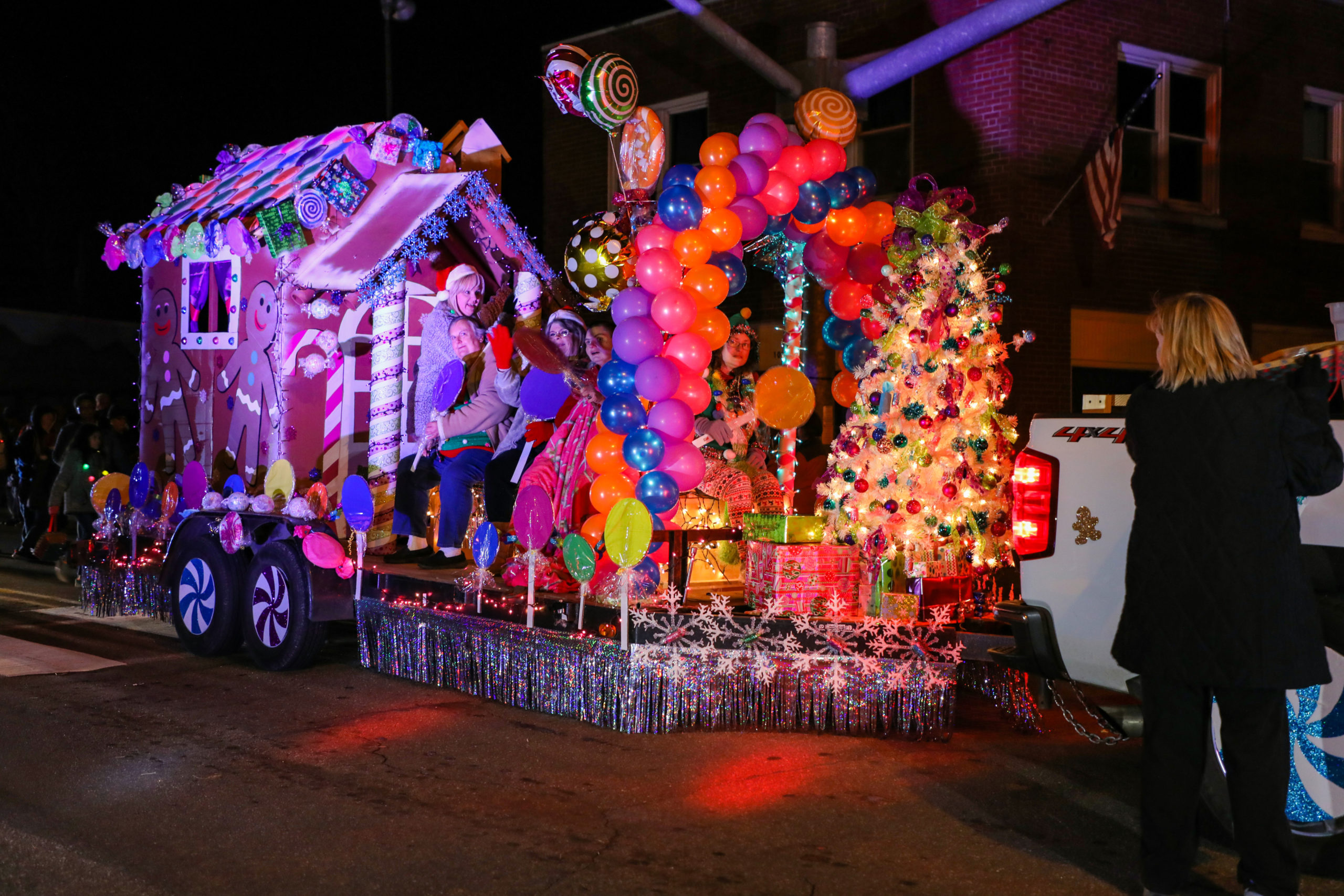 When Is The King Nc Christmas Parade 2021 Christmas Tree 2021